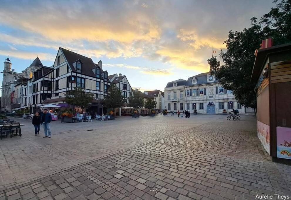 Le Clos Guivet Troyes Dış mekan fotoğraf